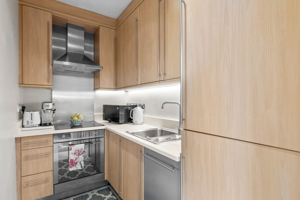 41 Cornwall Gardens, SW7 4AA-15