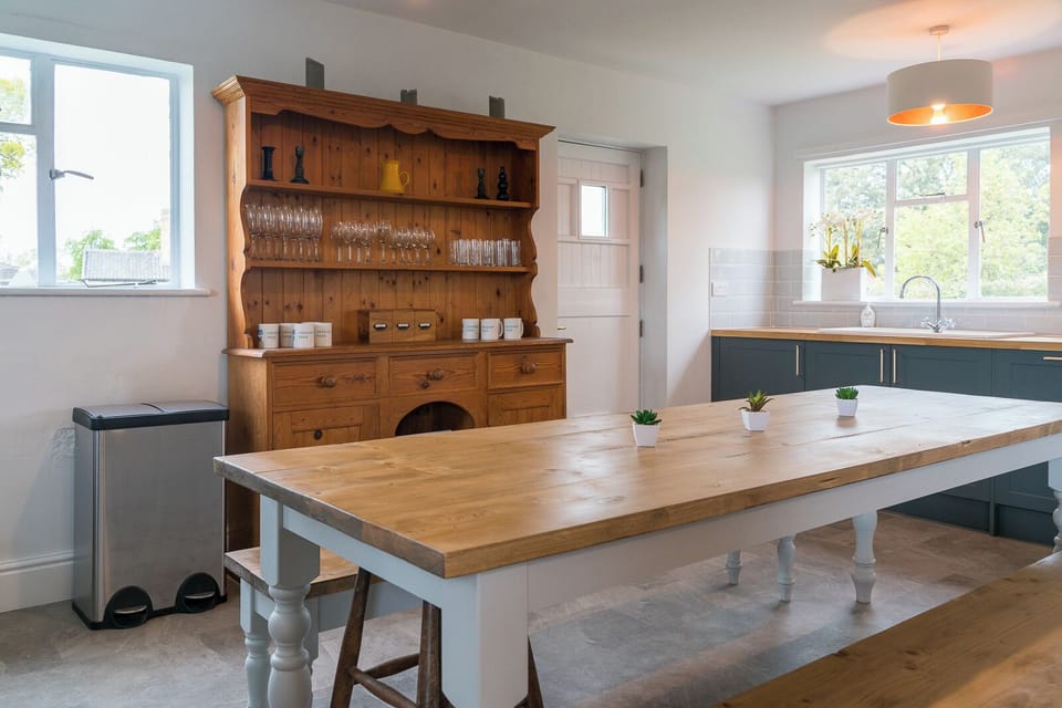 The kitchen (1)