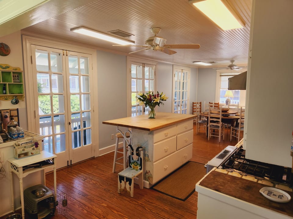 First Floor - Kitchen Facing Sound