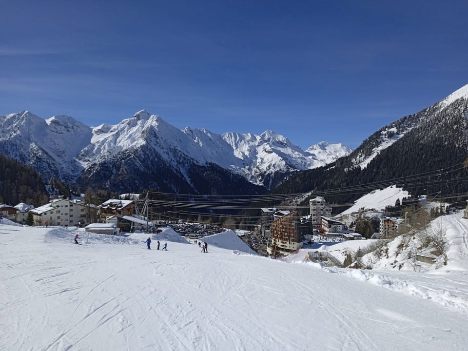 Snow and ski sports