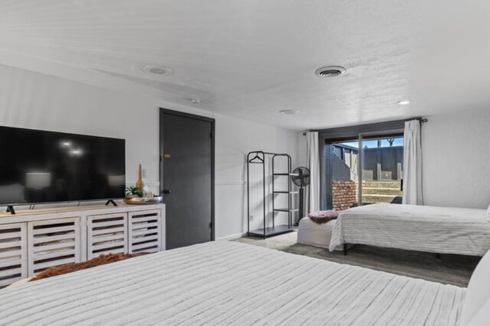 3d525ab1-2659-4854-a097-f51549eb1a03