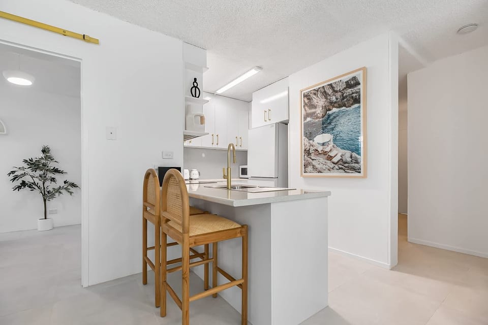 Kitchen and entrance to bedroom 1