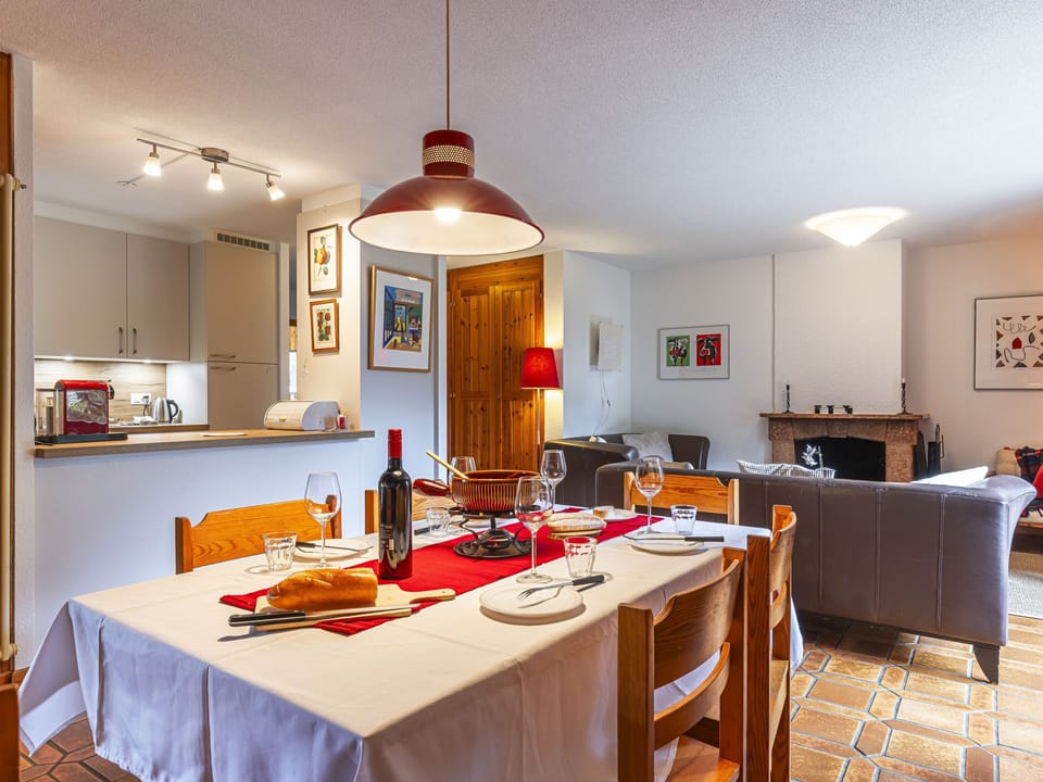 Kitchen / Dining Room