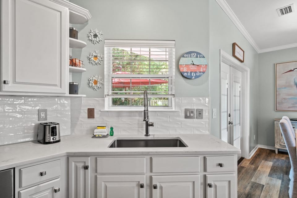 Spacious Kitchen With Modern Amenities