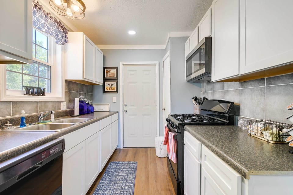 Kitchen | Keurig Coffee Maker | Dishwasher