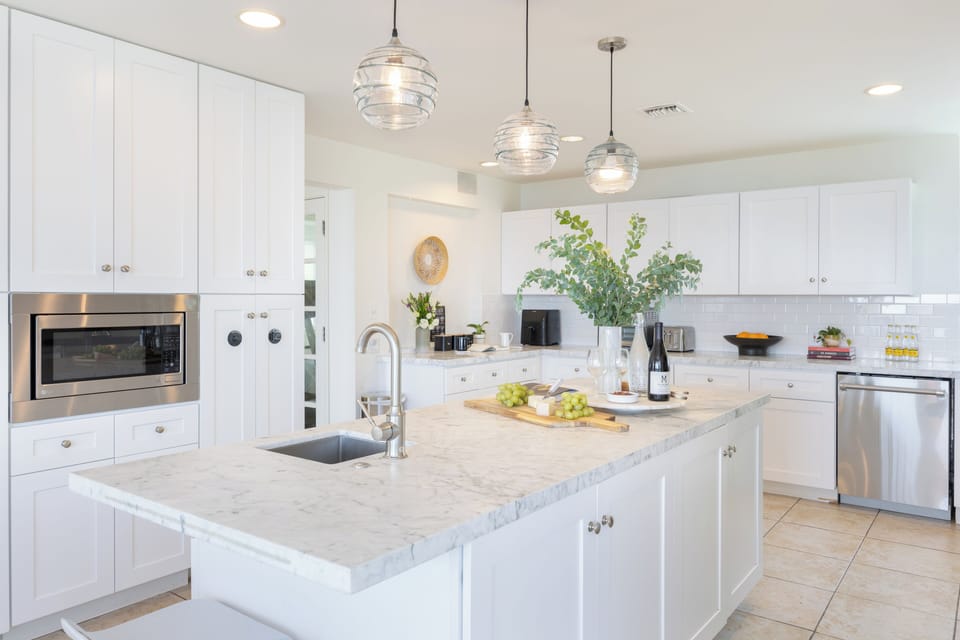 Bright and modern kitchen.
