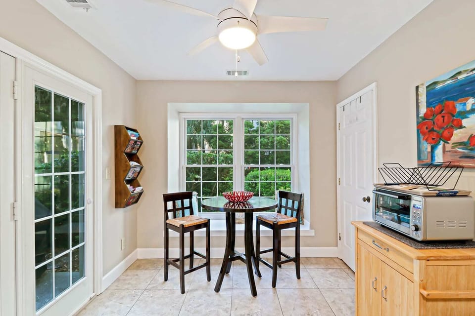 Dinette Off of Kitchen