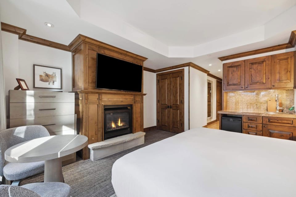AspenMtnResidences-43A2-3933