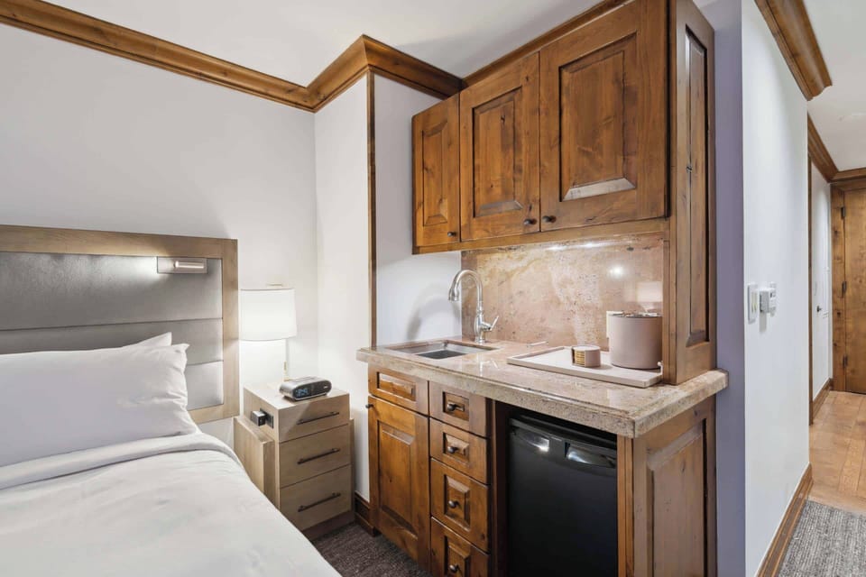 AspenMtnResidences-43B3-4639