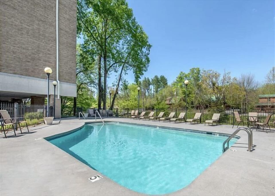 Outdoor Seasonal Resort Pool and Hot Tub