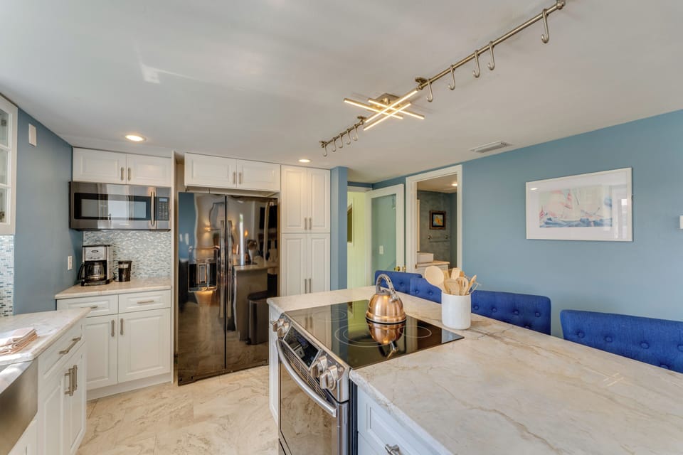 Kitchen | 2nd Floor | Drip Coffee Maker | Blender | Toaster | Cooking Basics