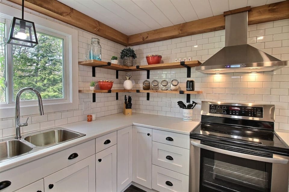 Lots of counter space