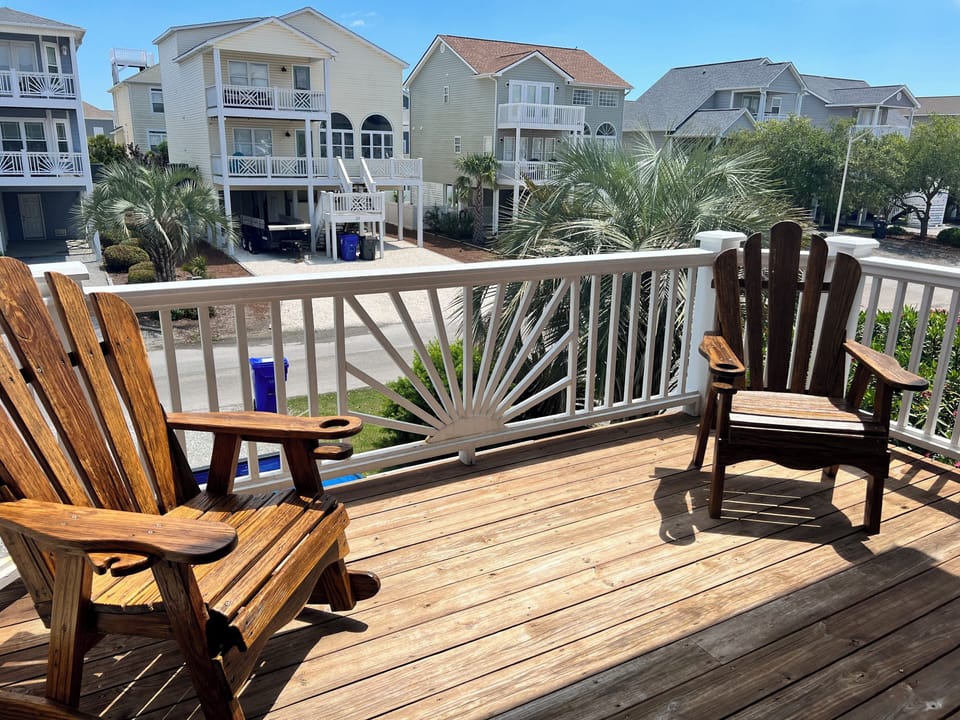 Deck relaxation area