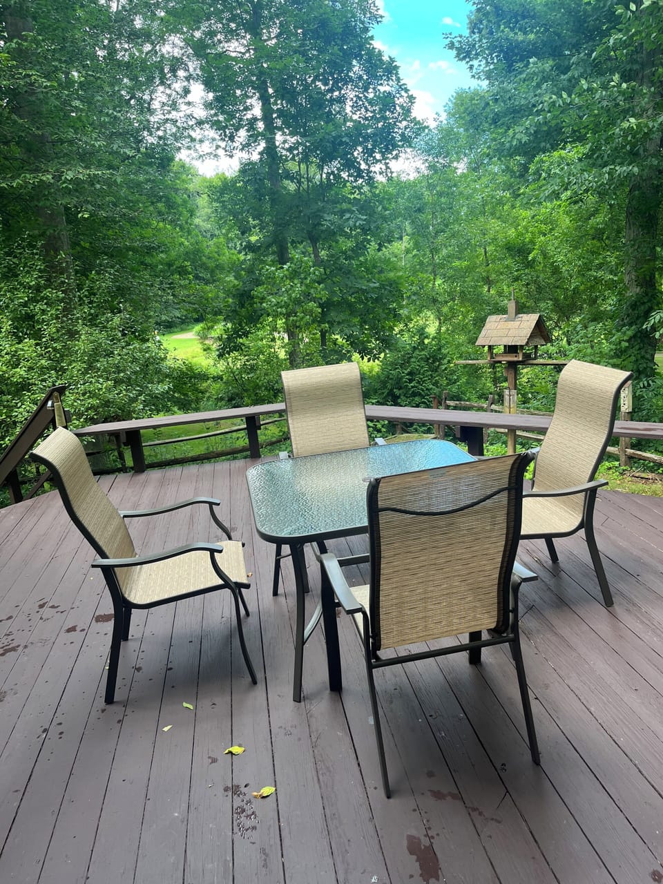 Outdoor dining