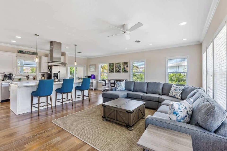 Living room area upon entry into the home