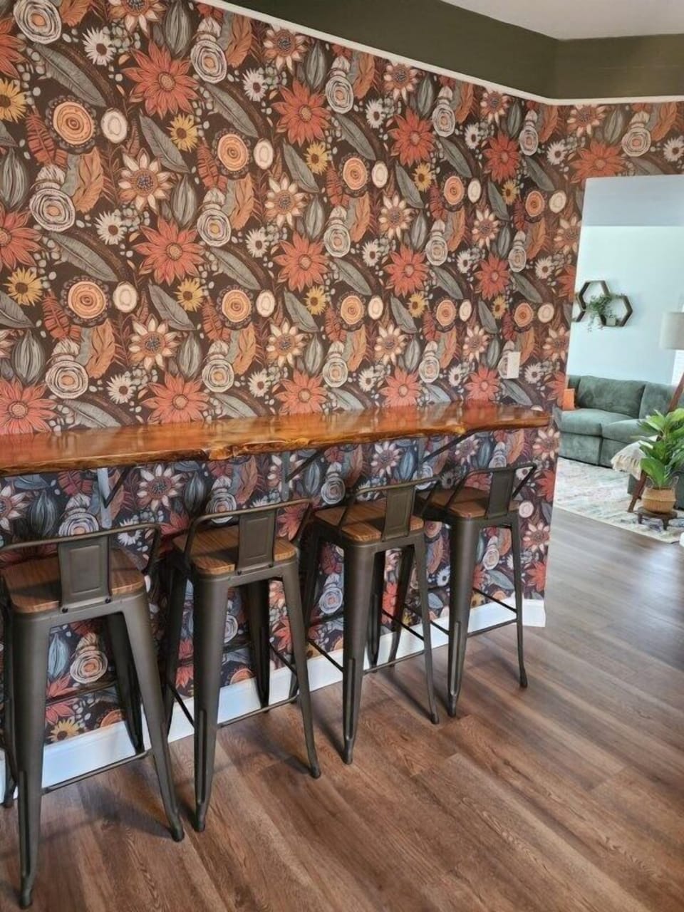 Extra dining space in kitchen.