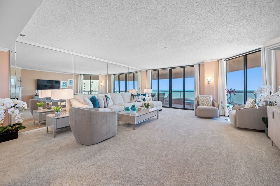 Huge updated living area with amazing Gulf Views and balcony access