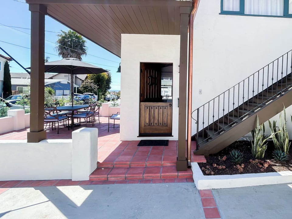Entry with Dutch Door