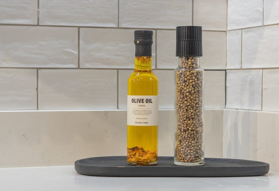 Bathroom amenities