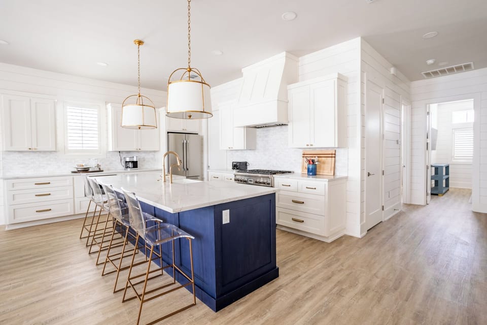 Kitchen, 2nd Floor