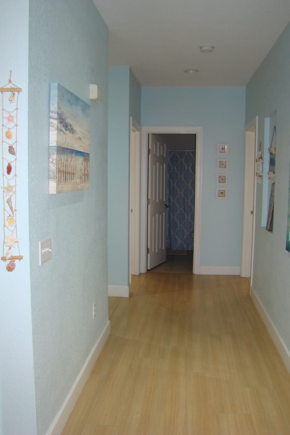 Hall to Bedrooms