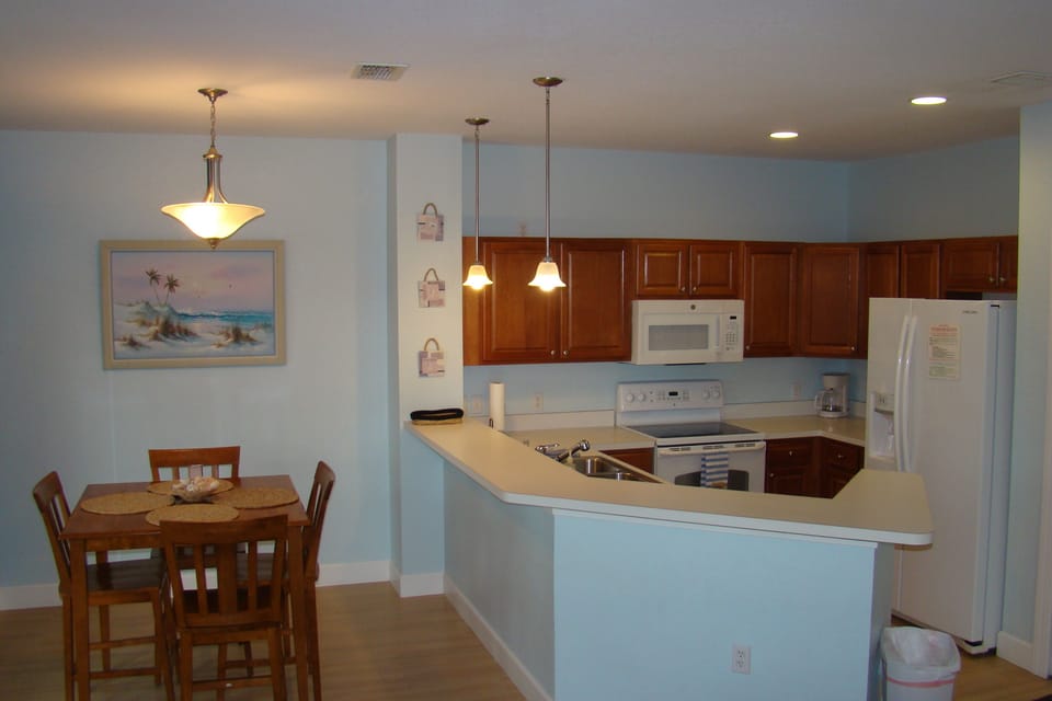 Dining, Kitchen Area