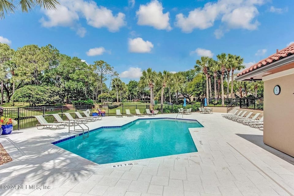 Sawgrass Community pool