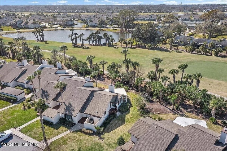 Quail Pointe II condo on golf course