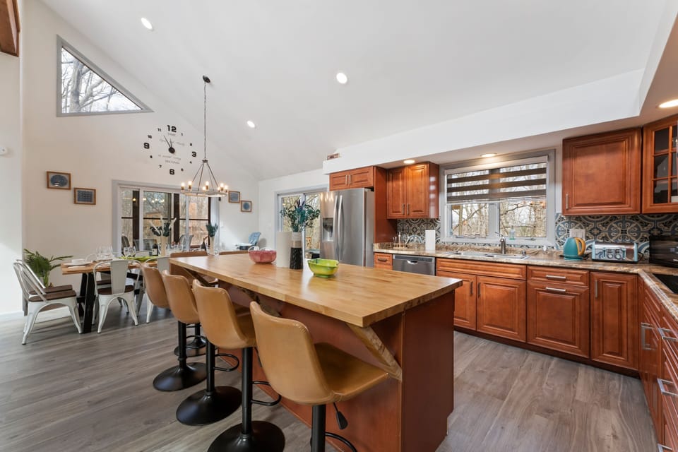 Indoors, Dining Room, Dining Table, Furniture, Table