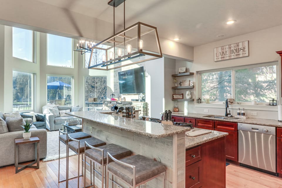 Kitchen | Coffee Maker | Cooking Basics | Main Level