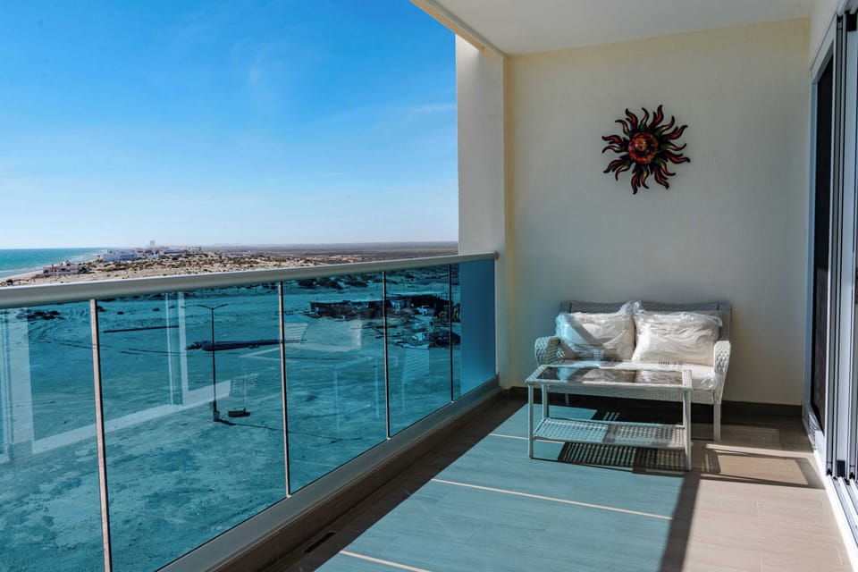 Spacious ocean front terrace