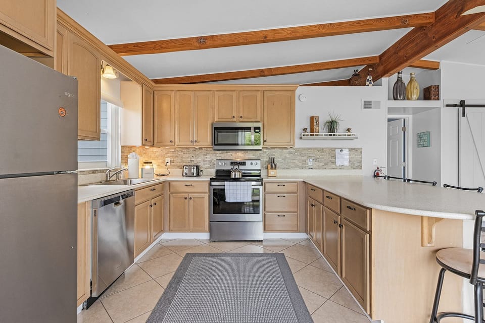 Spacious kitchen
