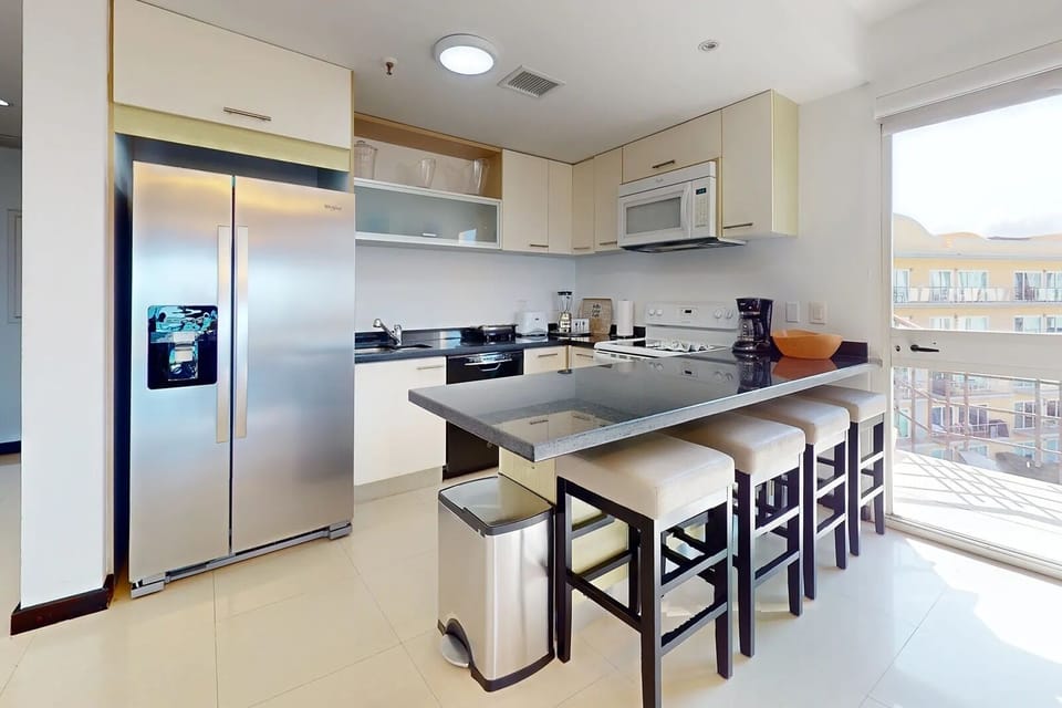 Kitchen is equipped with all you need to prepare meals in your own quiet space