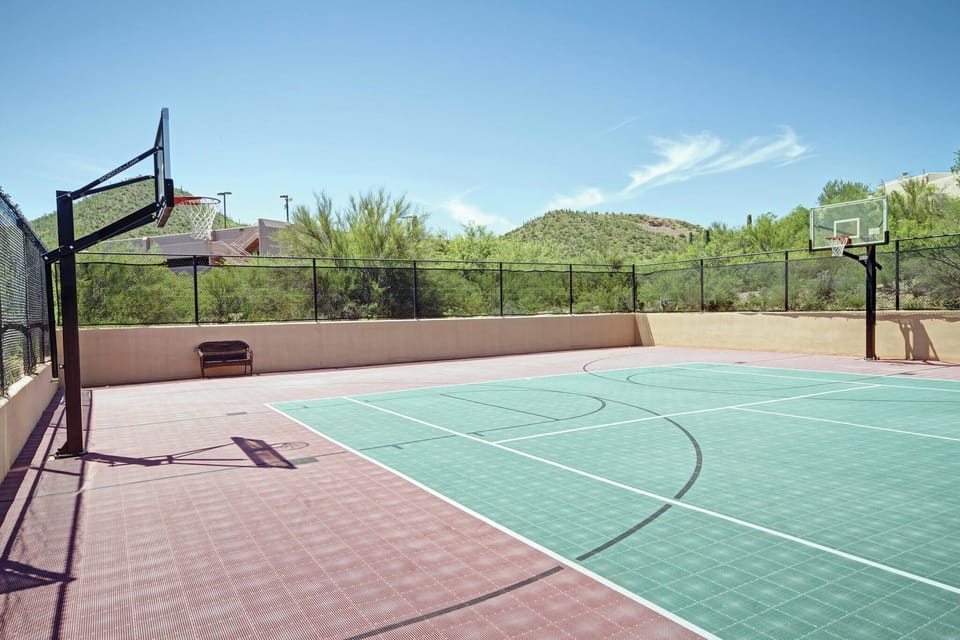 Sport court