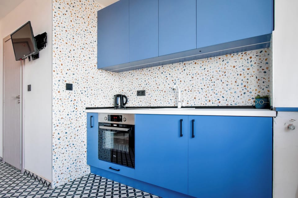 #SofiaStudioStay
#CityViewApartment
#ModernDesignLiving
#PrivateBathroomLuxury
#KitchenetteConvenience