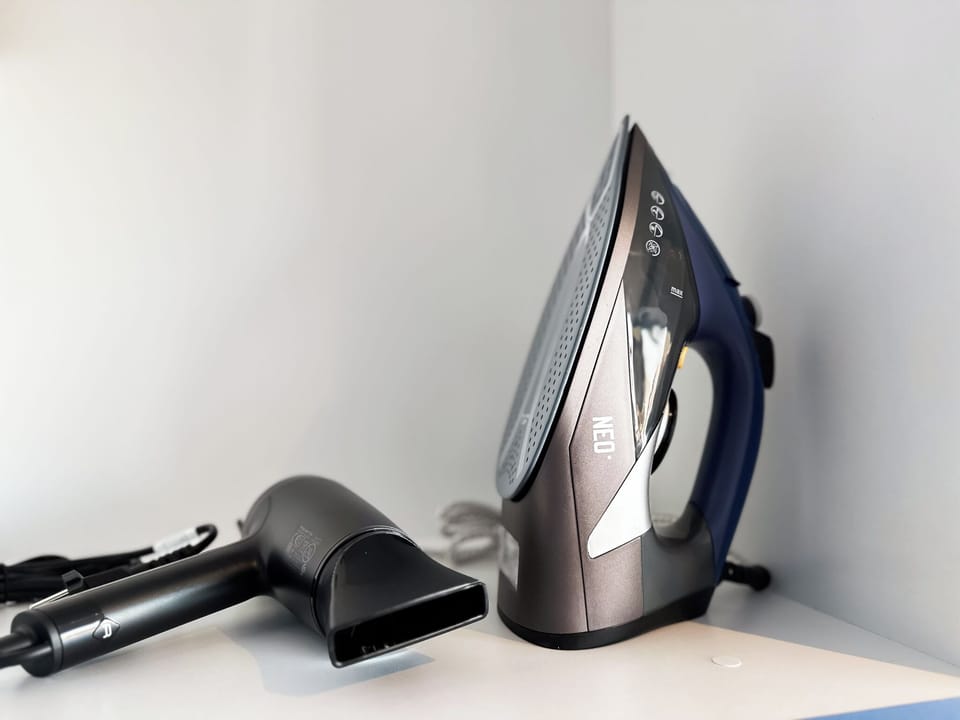 #SofiaSharedCharm
#CityscapeTerraceViews
#PastelRetreatSofia
#SharedLuxuryLiving
#CozyCommunalExperience