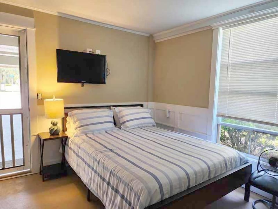 Bedroom 5 - Ground Floor