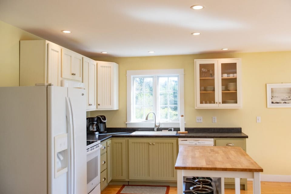 Sunny Kitchen