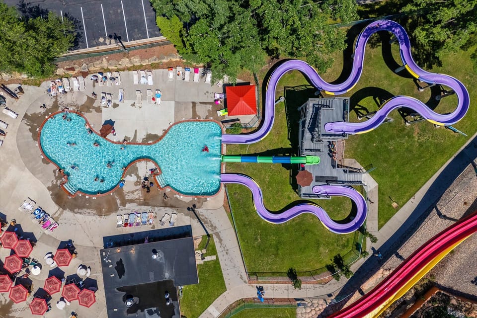 This is a Chula Vista waterpark amenity. Access to this requires wristband.