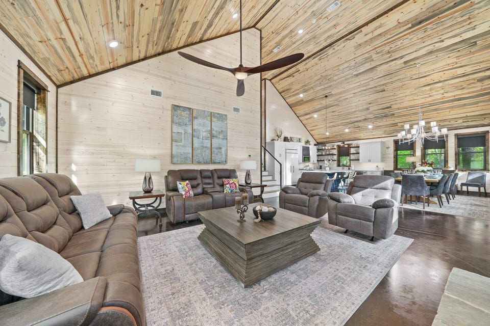 High ceilings also give the home a wonderful sense of expansiveness.
