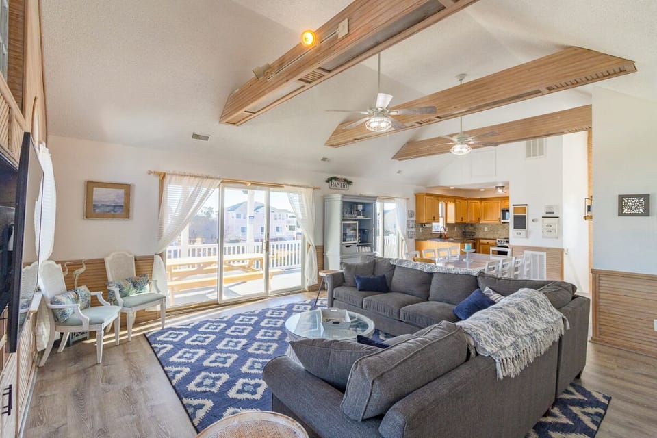 Top Level Living Area