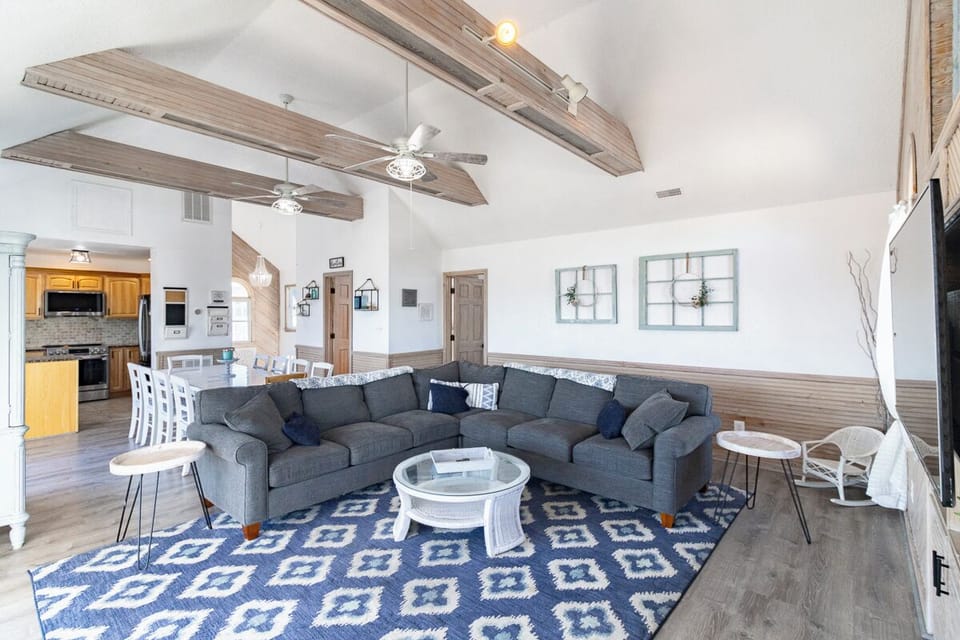 Top Level Living Area