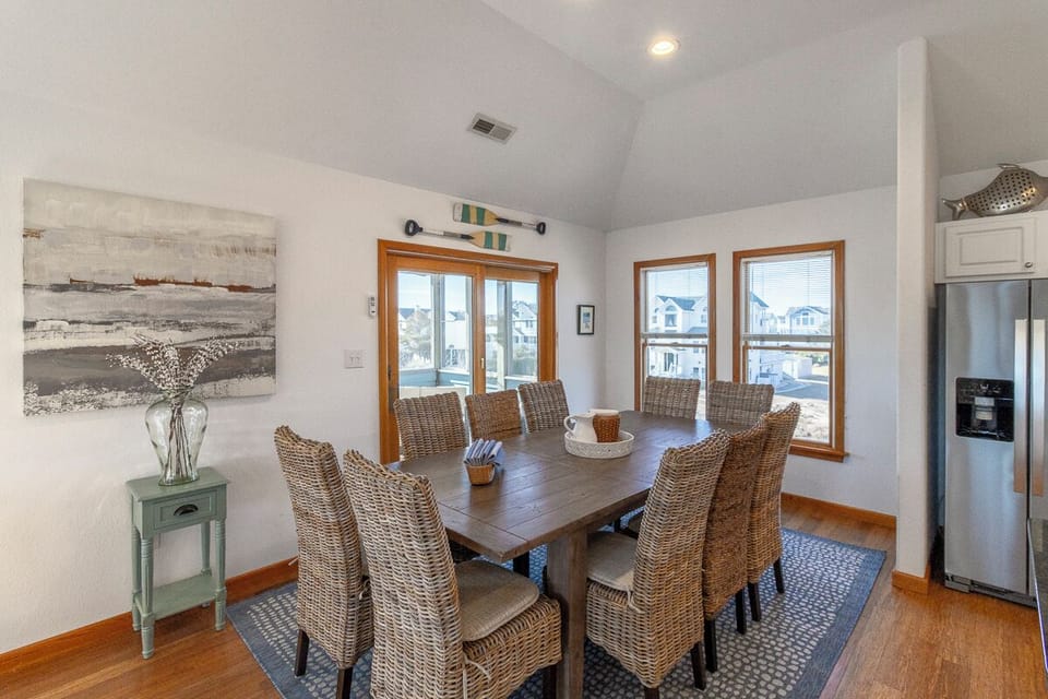 Top Level Dining Area