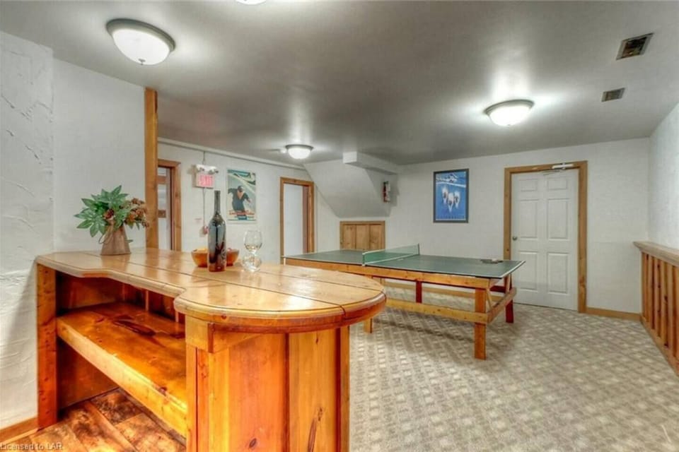 Games Room (lower level)