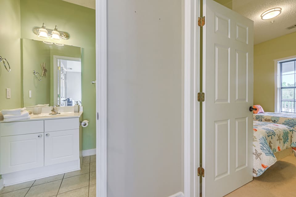 Full Bathroom