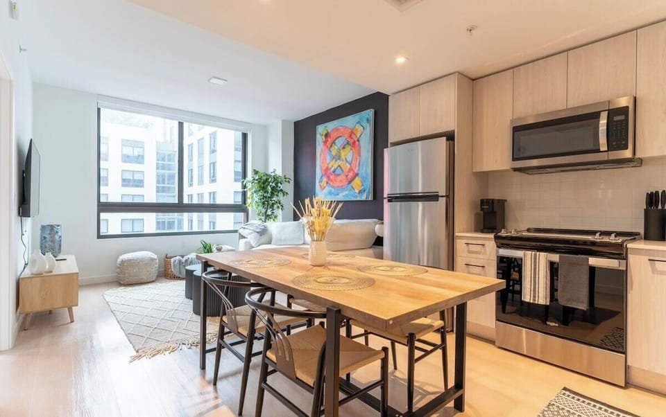 Kitchen and dining area