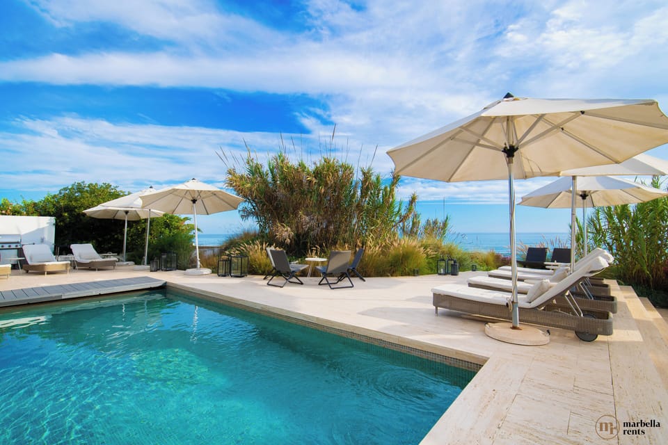 Private heated swimming pool.