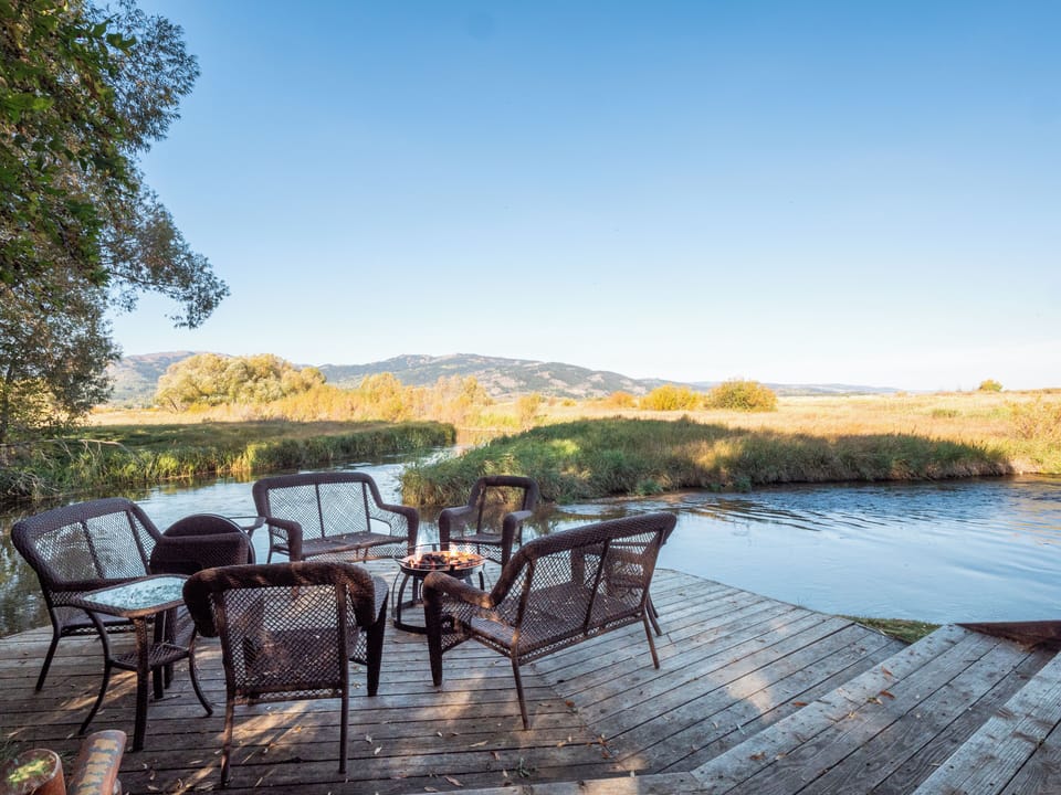 River-front porch and fire pit