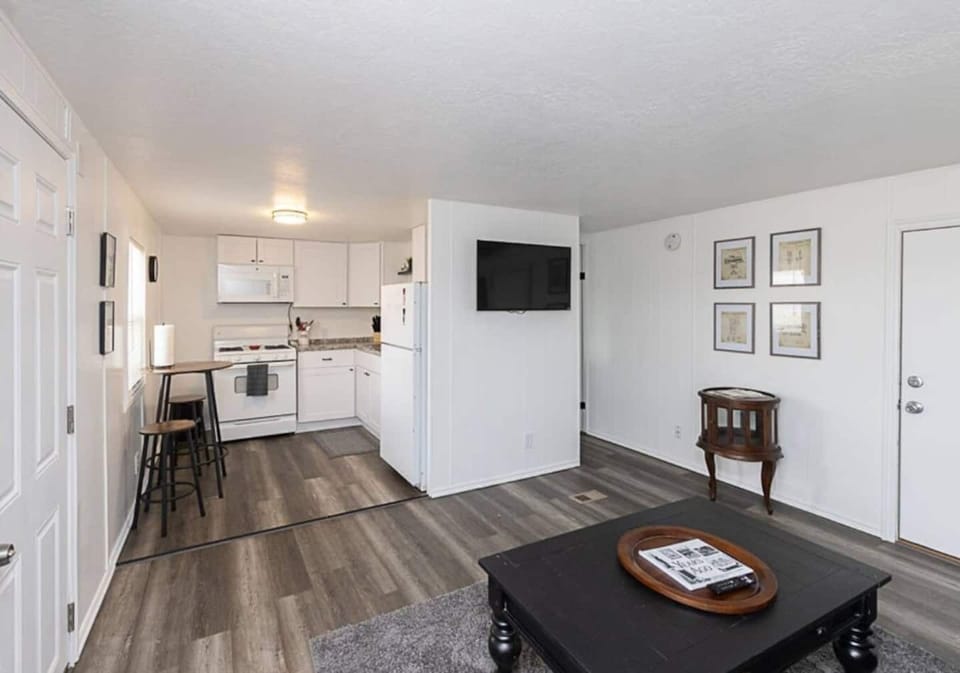 Open Living room/ Kitchen 