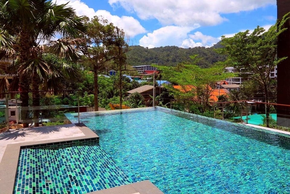 ET214 - pool access studio, quiet Patong area (12150)